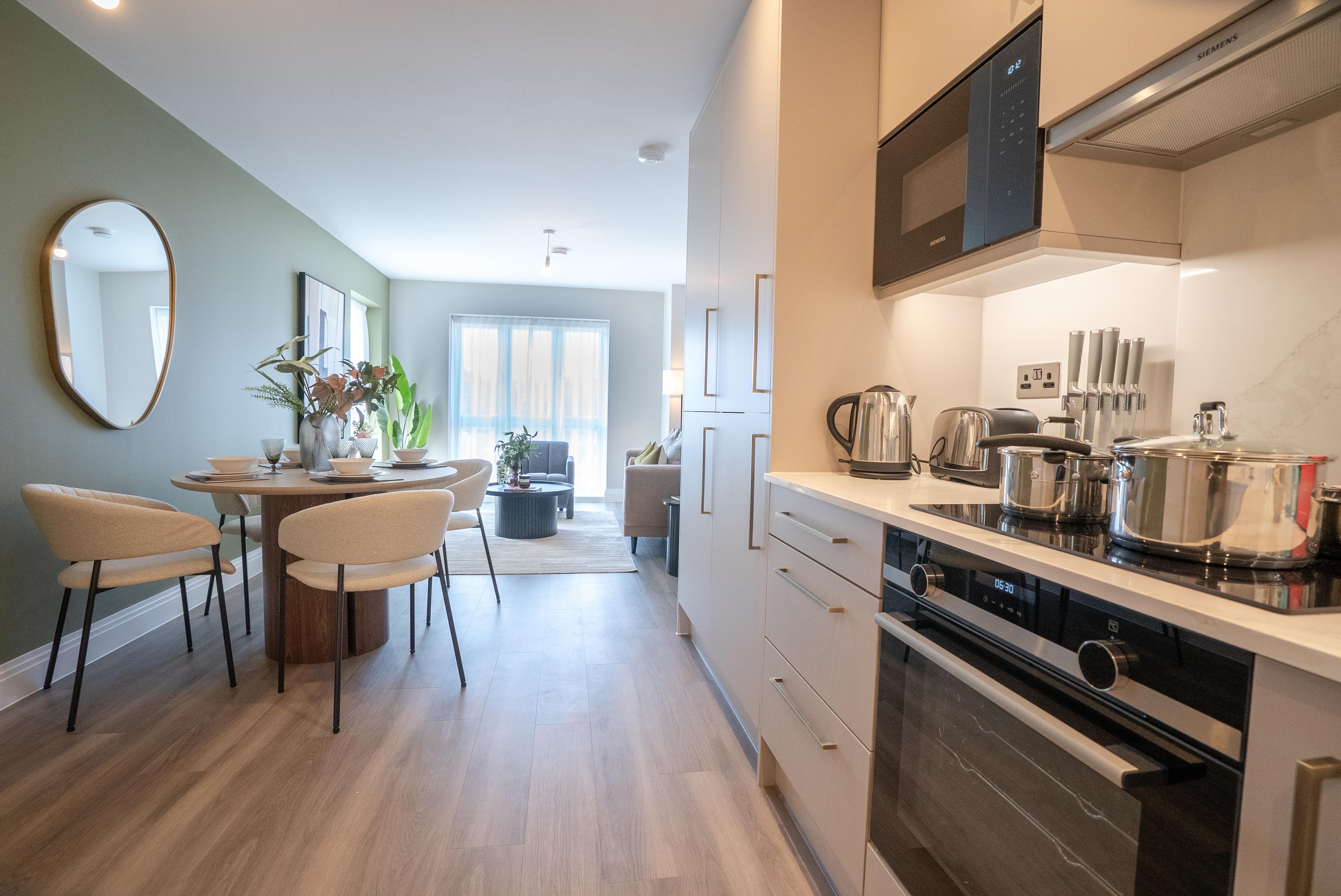 River walk - kitchen