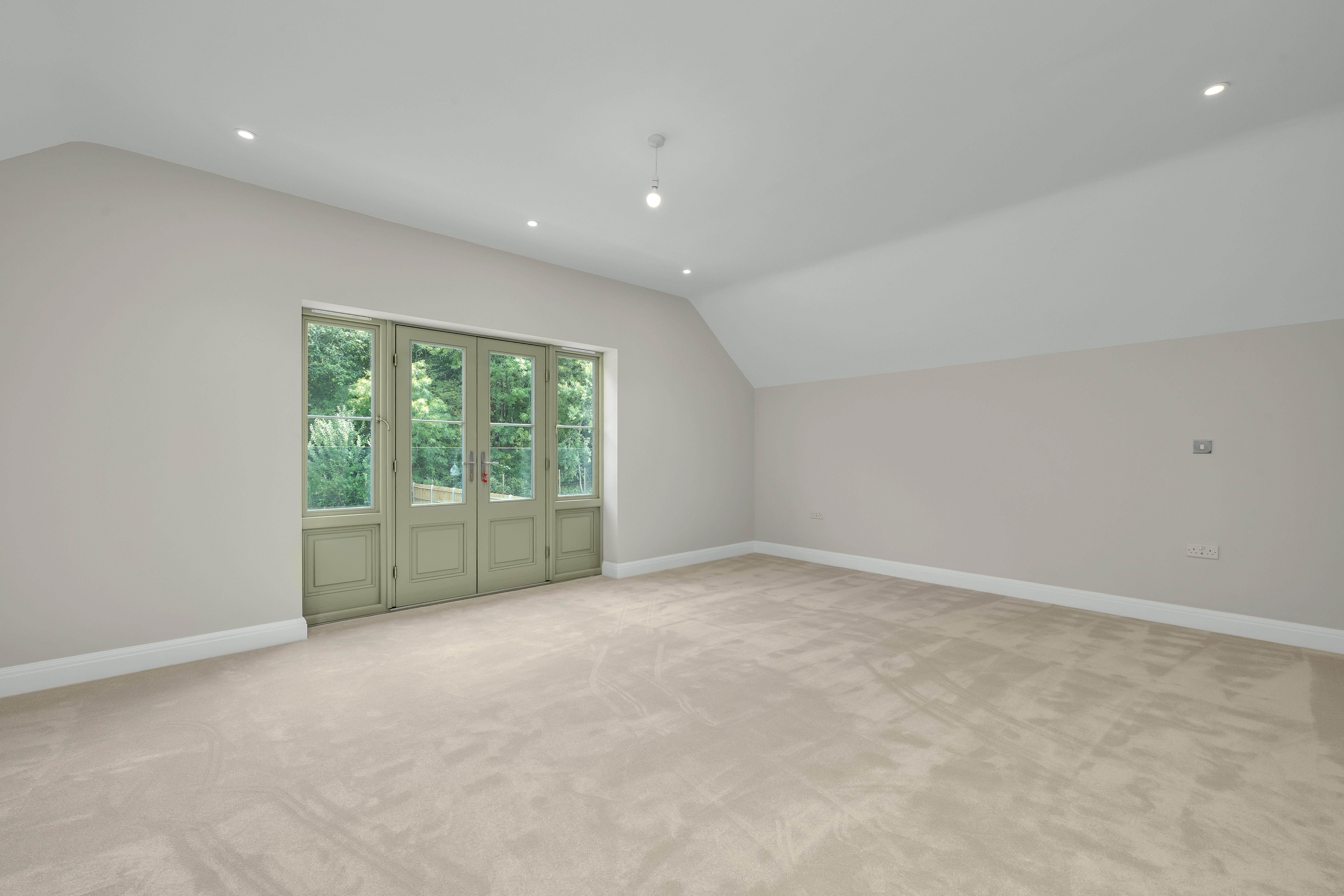 Albury principal bedroom
