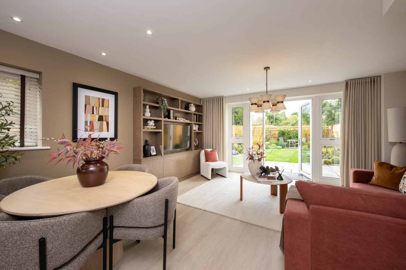 De Havilland Show room- living room