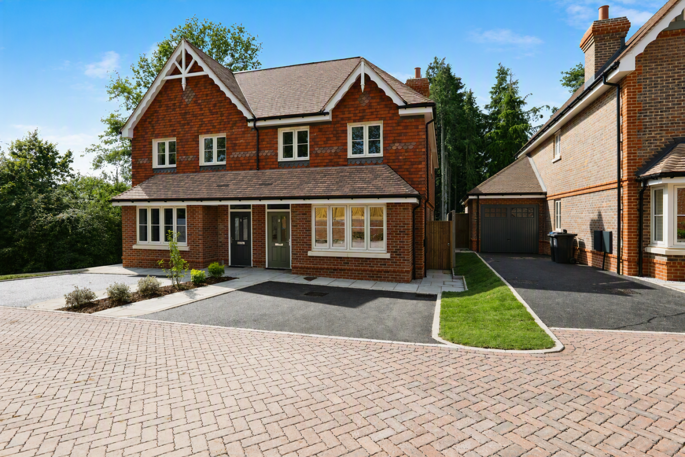Rectory Gardens - Designer (2)