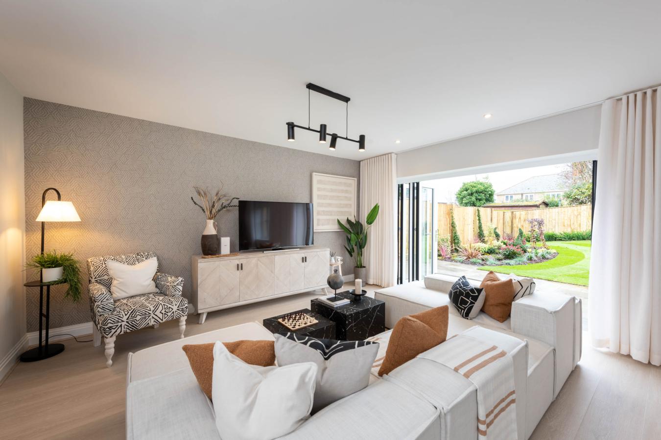 Lounge MG show home