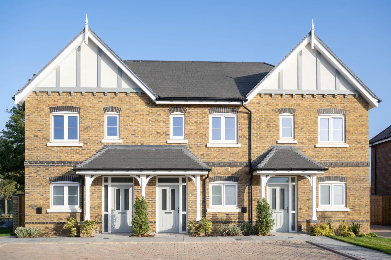 De Havilland Place, White Waltham from Shanly Homes - homes 68-70