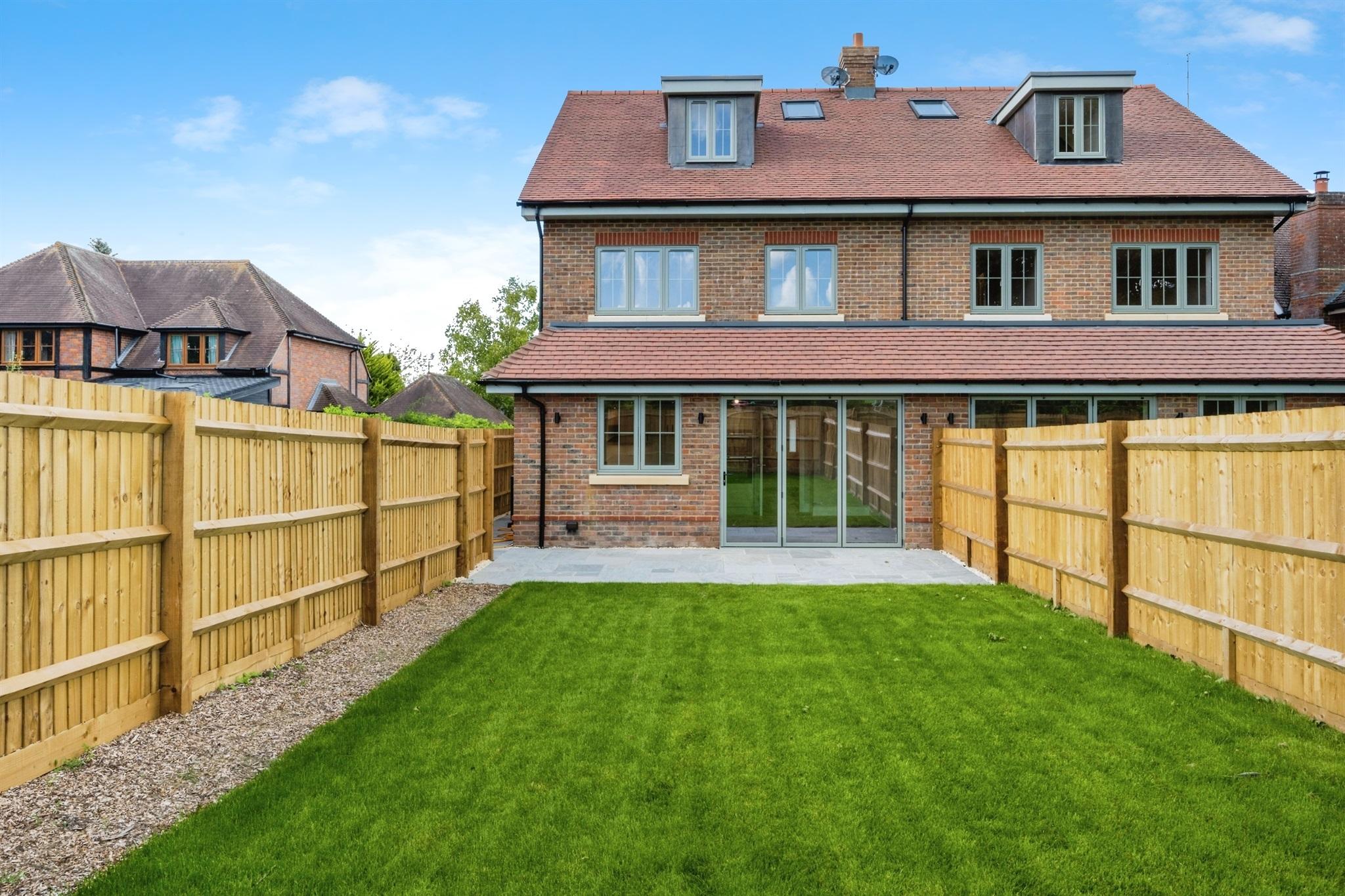 Appletree Grove Home 2 rear garden