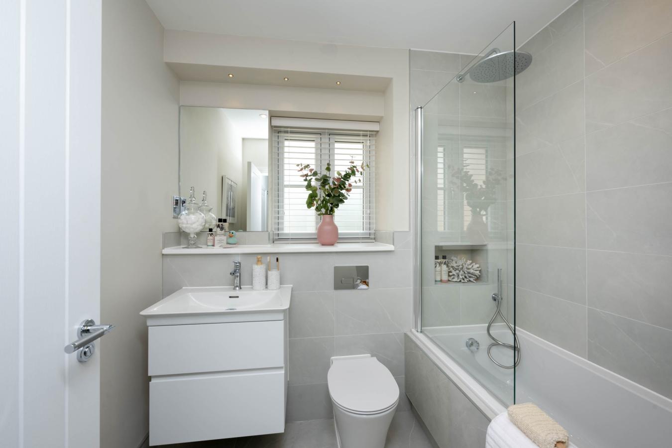 Balcombe internal bathroom